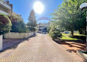 Edificio all\'aperto - Villa Bifamiliare Antonio Marino
 
61, Caserta - foto 61