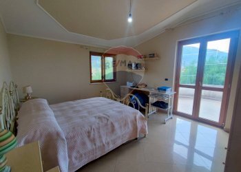 Camera / camera da letto - Villa Località Feroni
 
snc, Sessa Aurunca - foto 29