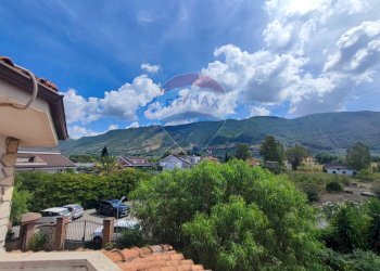 Vista delle montagne - Villa Località Feroni
 
snc, Sessa Aurunca - foto 40