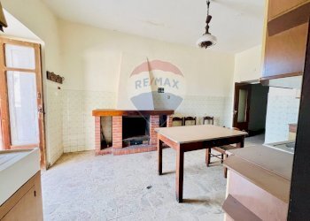 Foto 19 - Casa indipendente Via Contra Volturno
 
12, Baia e Latina - foto 19