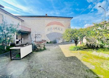 Foto 42 - Casa indipendente Via Contra Volturno
 
12, Baia e Latina - foto 42