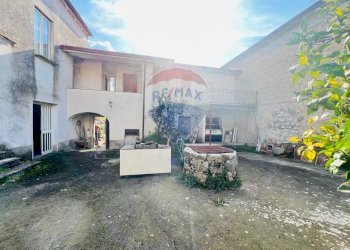 Foto 47 - Casa indipendente Via Contra Volturno
 
12, Baia e Latina - foto 47