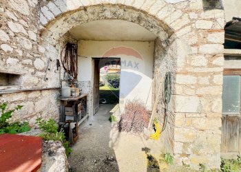 Foto 53 - Casa indipendente Via Contra Volturno
 
12, Baia e Latina - foto 53