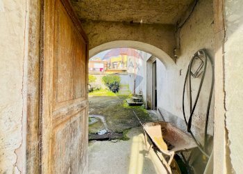 Foto 54 - Casa indipendente Via Contra Volturno
 
12, Baia e Latina - foto 54