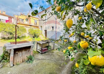 Foto 55 - Casa indipendente Via Contra Volturno
 
12, Baia e Latina - foto 55