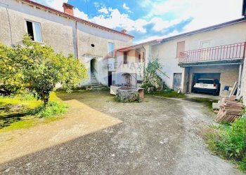 Foto 59 - Casa indipendente Via Contra Volturno
 
12, Baia e Latina - foto 59