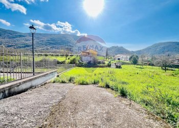 Foto 62 - Casa indipendente Via Contra Volturno
 
12, Baia e Latina - foto 62