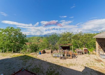 Giardino - Rustico strada provinciale 75
 
sn, Teramo - foto 38