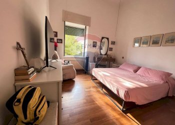 Camera / camera da letto - Appartamento Napoli - foto 18