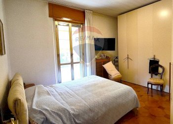 Camera / camera da letto - Stabile - Palazzo Via San Giovannino
 
23, Pavia - foto 9