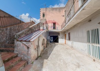 Edificio all\'aperto - Independent house Vico Nuovo
 
30, Carinola - photo 4