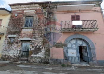 Edificio all\'aperto - Independent house Vico Nuovo
 
30, Carinola - photo 1