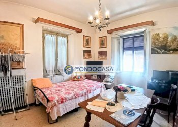 soggiorno - Quadrilocale via giuseppe garibaldi, Carrara - foto 2