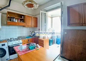 cucina abitabile - Quadrilocale via giuseppe garibaldi, Carrara - foto 5