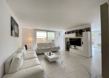 Foto 2 - Quadrilocale VIA DELEDDA
 
4/A, Montesilvano - foto 2