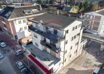 Edificio all\'aperto - Appartamento via francesco crispi
 
50, Teramo - foto 1