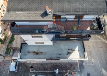 Edificio all\'aperto - Appartamento via francesco crispi
 
50, Teramo - foto 2