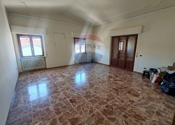 Stanza vuota - Appartamento via francesco crispi
 
50, Teramo - foto 16