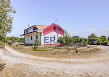 Foto 5 - Villa Via E.Torricelli
 
6, Pomezia - foto 5