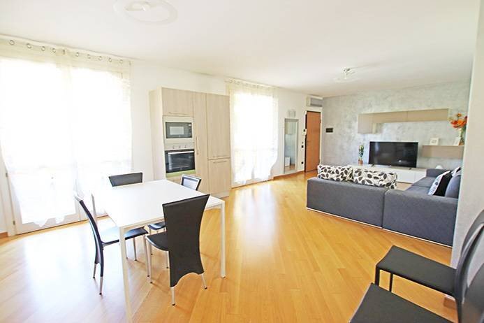 soggiorno - Trilocale via locatelli, Calcinate - foto 2