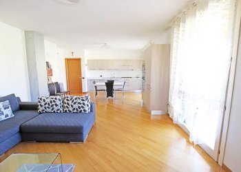 soggiorno - Trilocale via locatelli, Calcinate - foto 8