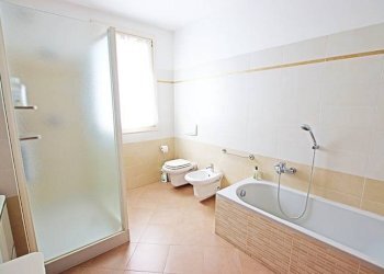 Bagno - Trilocale via locatelli, Calcinate - foto 17