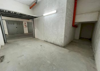 Foto 2 - Box Via Trieste, San Nicola la Strada - foto 2