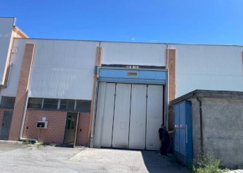 Facciata - Capannone via Pontasso, Casella - foto 7