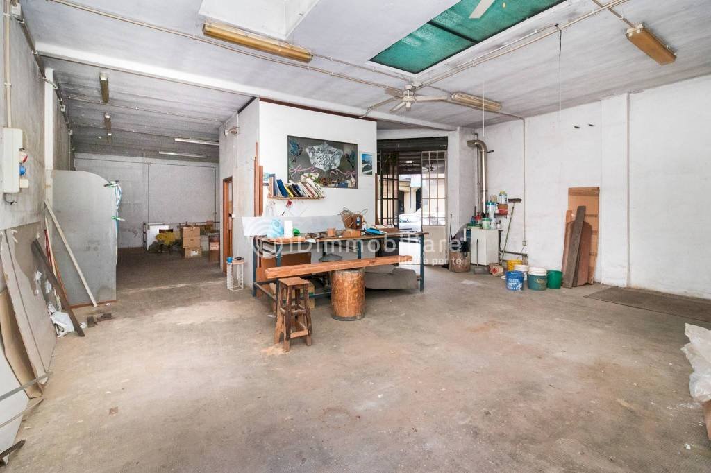 Interno non residenziale - Shop corso Vercelli, 22, Torino - photo 1