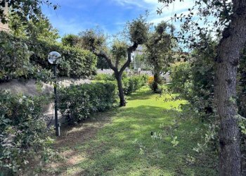 Cortile interno - Three-room apartment via Arcobaleno, 18, Anzio - photo 2
