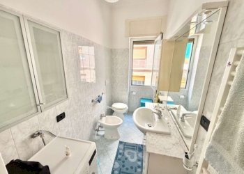 appartamento in vendita ordinato sestri ponente bi - Trilocale via dell'Insurrezione 23-25 Aprile 1945, Genova (zona Sestri Ponente) - foto 9