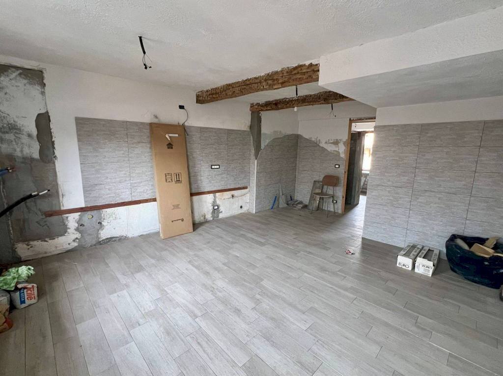 Cucina - Casa indipendente Casale Cerruti, Andorno Micca - foto 1