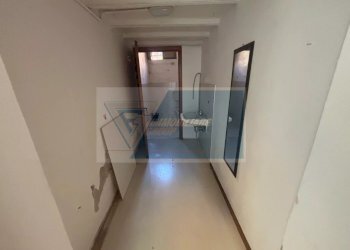 Shop Via Arno, Siracusa - photo 5