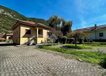 Villa Via Condove, Borgone Susa - photo 1