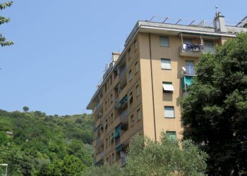 Bilocale Via Antonio Cei, 69, Genova (zona San Martino) - foto 1