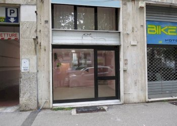 Negozio Via Antonio Cecchi, 42, Genova - foto 32