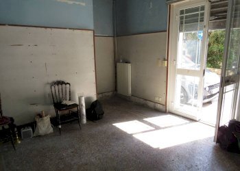 Shop Via Bartolomeo Guidobono, 16r, Genova - photo 4