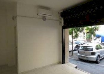 Negozio Corso Carbonara, Genova - foto 11