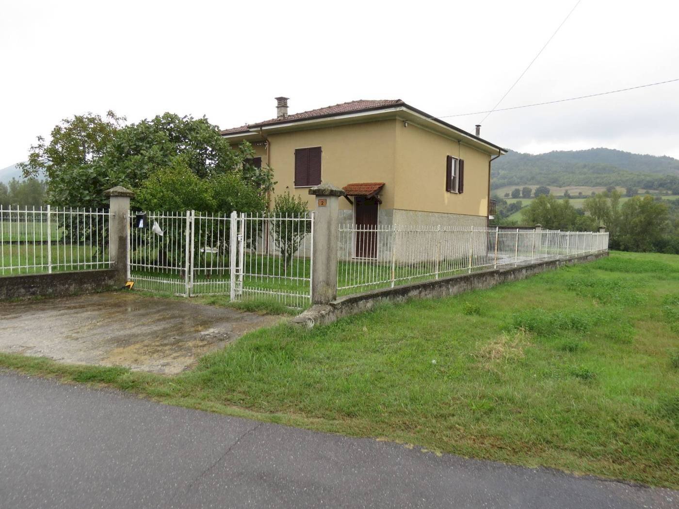Villa Via Frascata, Brignano-Frascata - photo 1