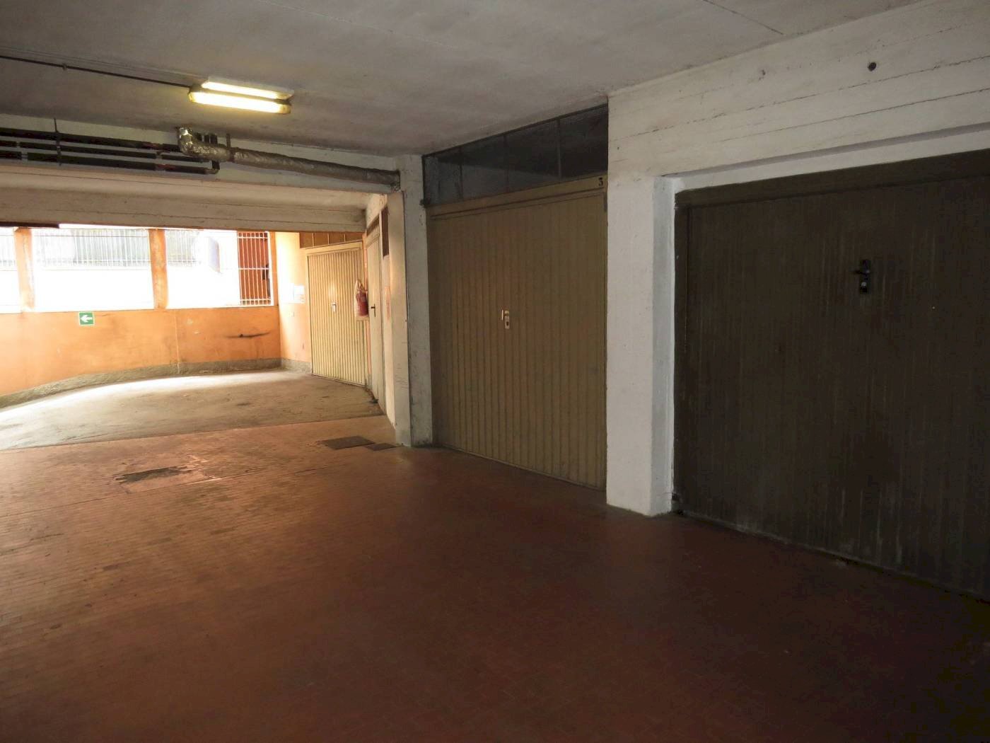 Box Via di Pino, 32r, Genova (zona Molassana) - foto 2