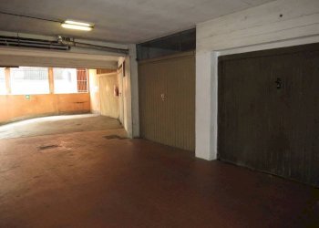 Box Via di Pino, 32r, Genova (zona Molassana) - foto 2