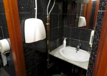 Bar - Tabacchi - Ricevitoria Via Anton Maria Maragliano, Genova - foto 20