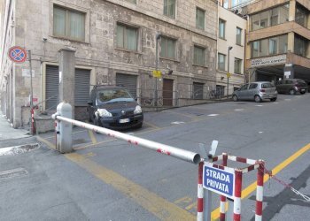 Parking space Via Milano, Genova (neighborhood Dinegro) - photo 3