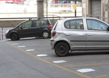 Parking space Via Milano, Genova (neighborhood Dinegro) - photo 8