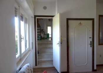 Three-room apartment Terni - photo 11