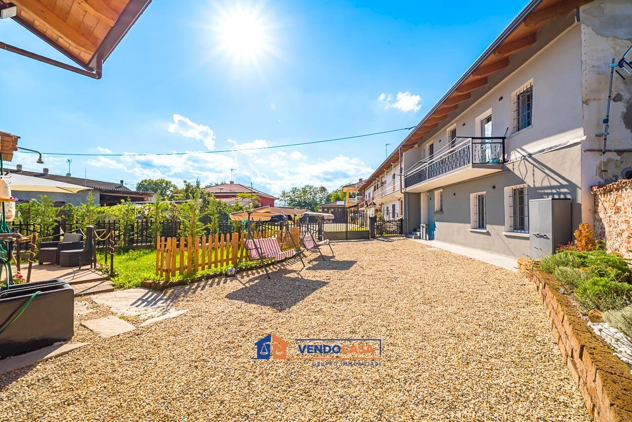 Independent house Cardè - photo 1