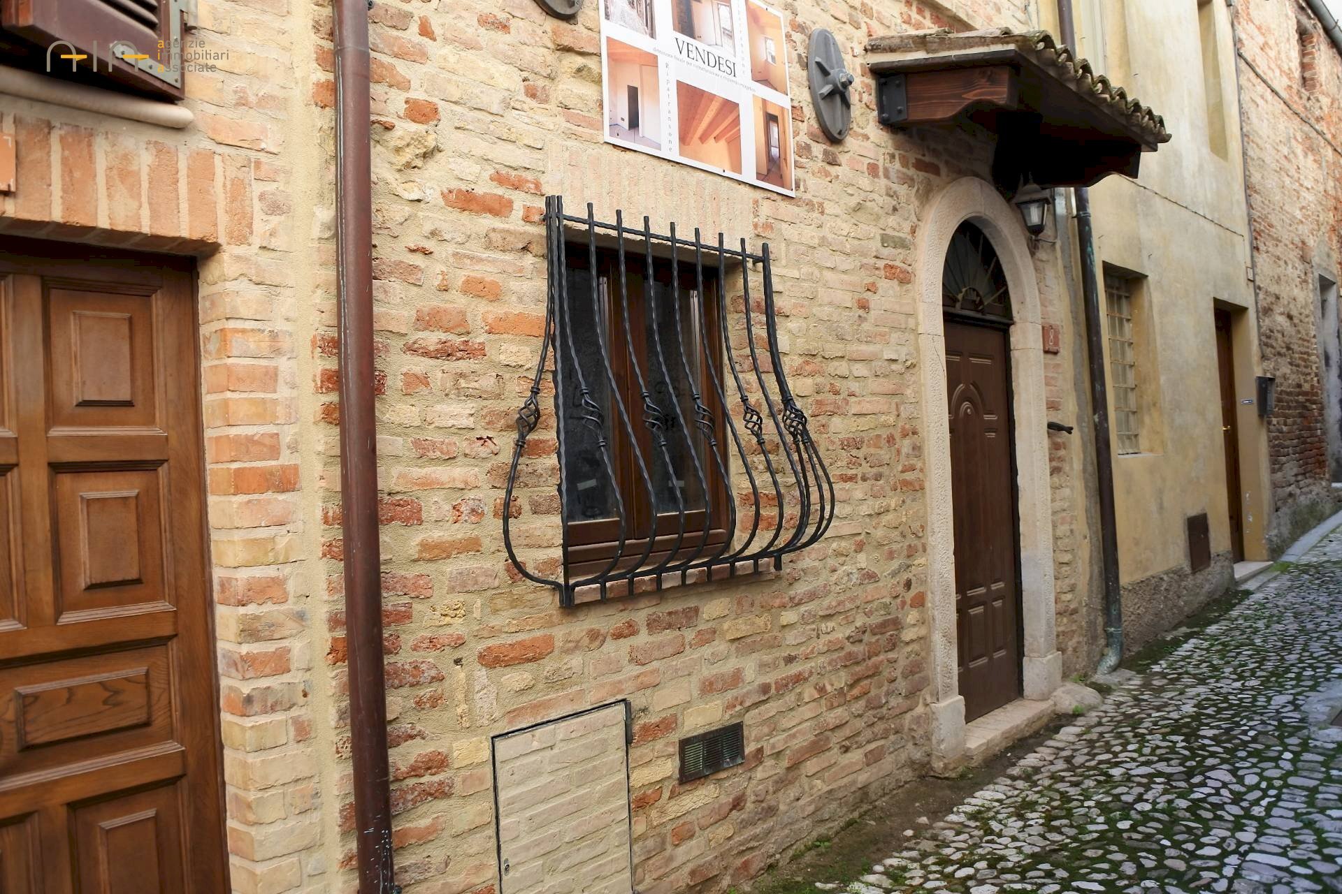 Foto 2 - Three-room apartment Via Tanursi
 
8, Ripatransone - photo 2