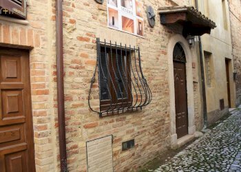 Foto 2 - Three-room apartment Via Tanursi
 
8, Ripatransone - photo 2