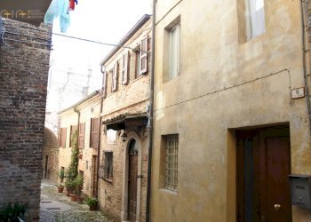 Foto 4 - Three-room apartment Via Tanursi
 
8, Ripatransone - photo 4