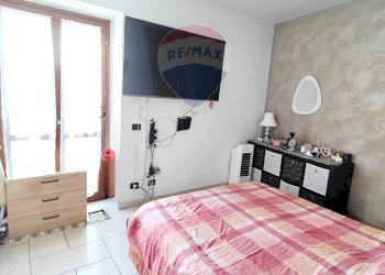 Camera / camera da letto - Bilocale Via Garibaldi
 
8, Ferrera di Varese - foto 4